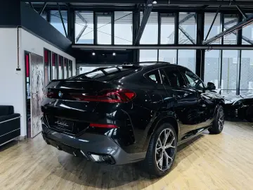 BMW X6 30 d xDrive M Sport PANO GESTIK HEADUP MASSAG