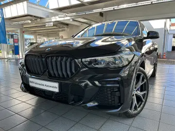 BMW X6 xDrive40d M Sport B&W Sky Lounge Iconic Glow