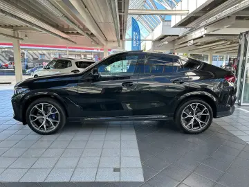 BMW X6 xDrive40d M Sport B&W Sky Lounge Iconic Glow