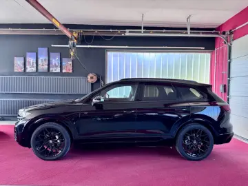 Volkswagen Touareg R-Line Black Style