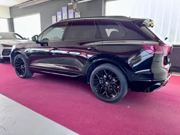 Volkswagen Touareg R-Line Black Style