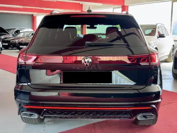 Volkswagen Touareg R-Line Black Style