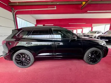 Volkswagen Touareg R-Line Black Style