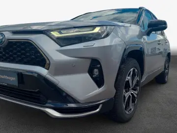 TOYOTA RAV 4 Plug-in-Hybrid Technik- und Style Paket