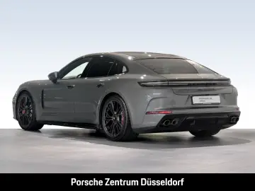 PORSCHE Panamera GTS