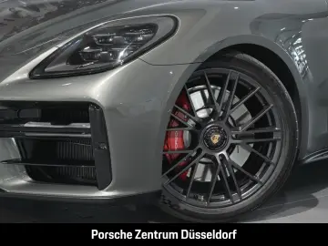 PORSCHE Panamera GTS