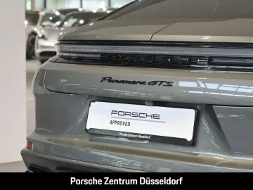 PORSCHE Panamera GTS