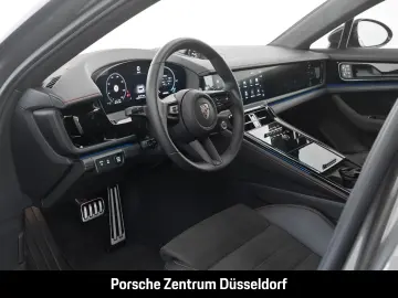 PORSCHE Panamera GTS