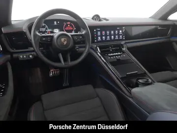 PORSCHE Panamera GTS
