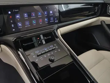 PORSCHE Panamera GTS