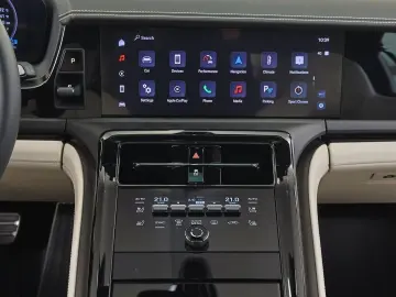 PORSCHE Panamera GTS
