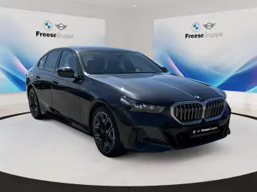 BMW 550e xDrive Limousine 360  HEAD-UP