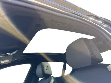 BMW 550e xDrive Limousine 360  HEAD-UP