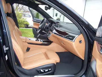 BMW 745Le xDrive M Sport Sky Lounge Massage