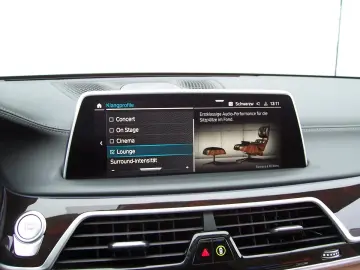 BMW 745Le xDrive M Sport Sky Lounge Massage