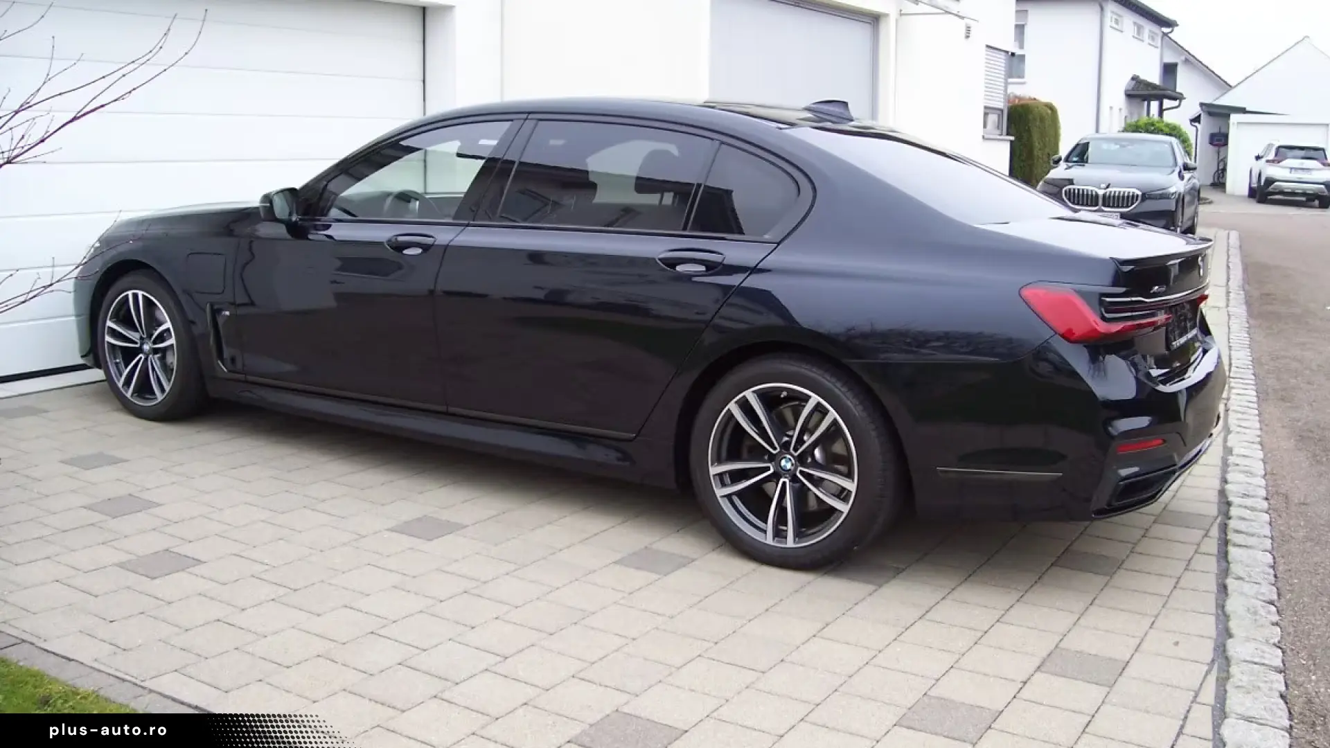 BMW 745Le xDrive M Sport Sky Lounge Massage