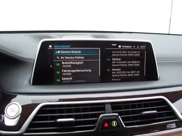 BMW 745Le xDrive M Sport Sky Lounge Massage