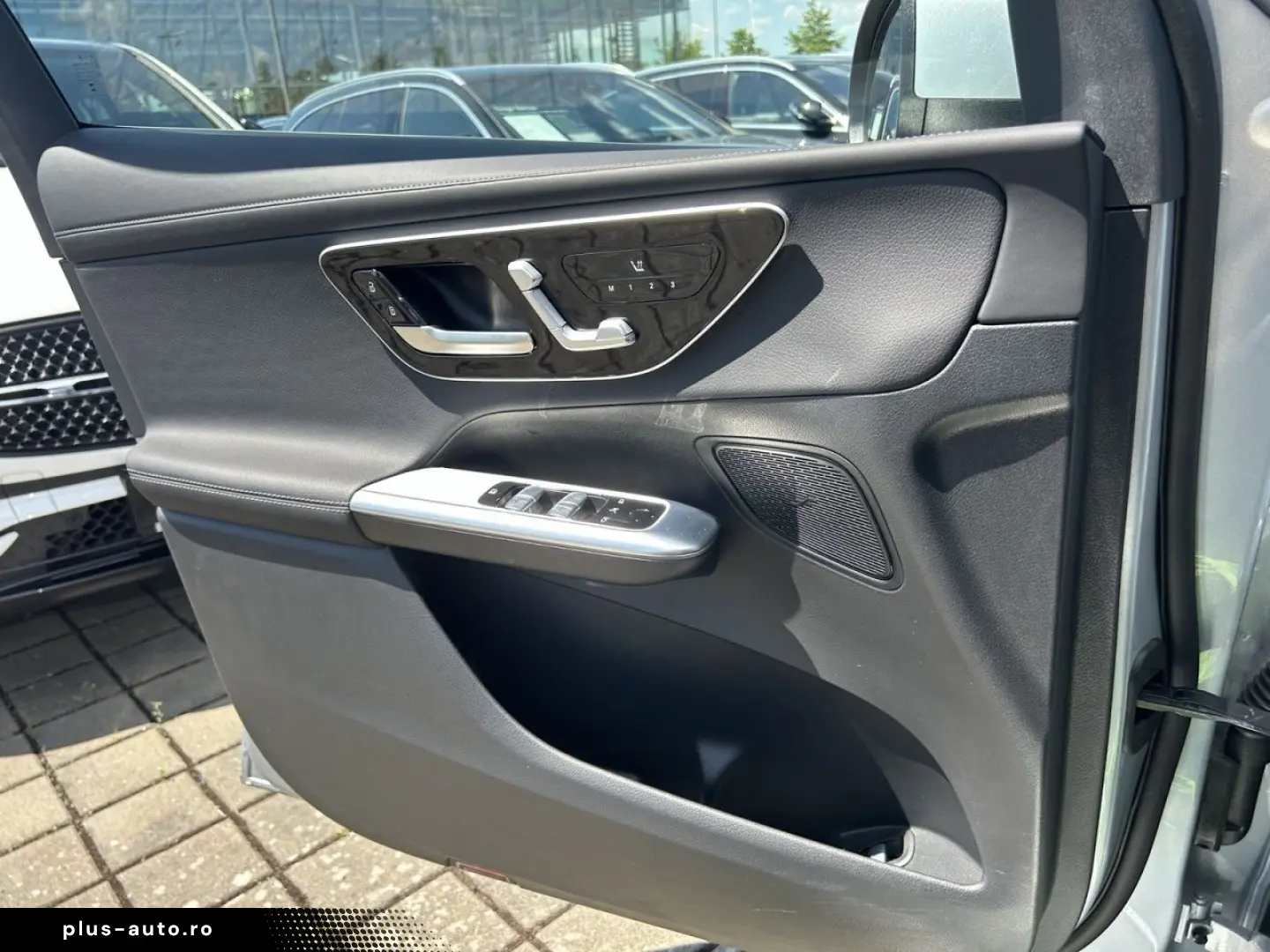 MERCEDES-BENZ GLC 200 4M AMG DIGI LIGHT MEMORY TOTW AMBIENTE