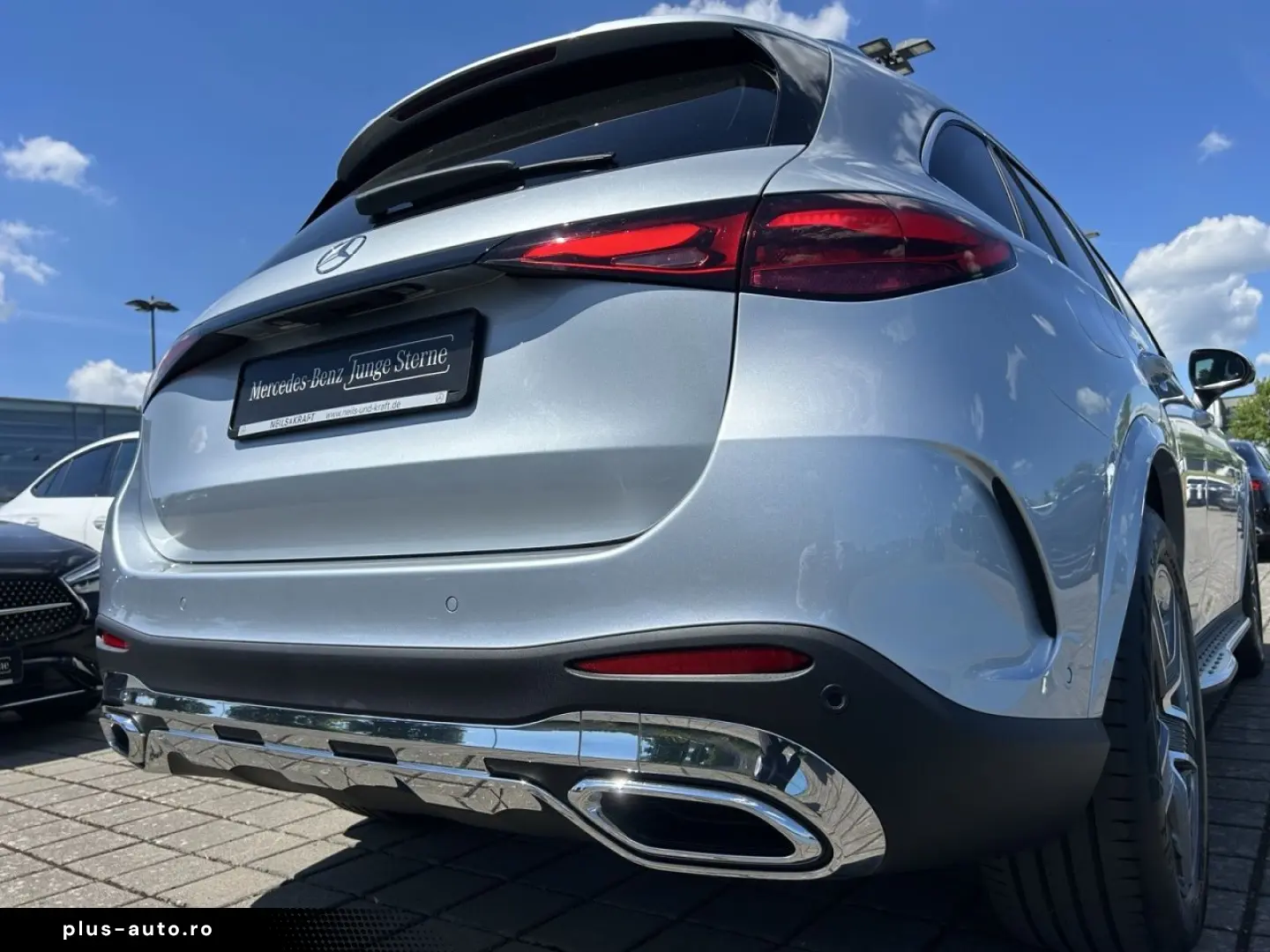 MERCEDES-BENZ GLC 200 4M AMG DIGI LIGHT MEMORY TOTW AMBIENTE