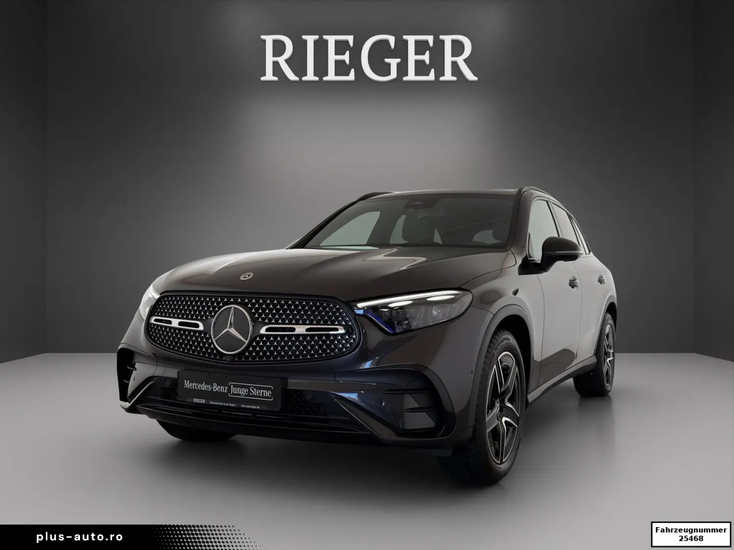 MERCEDES-BENZ GLC 200 4M Edition AMG Line Night 360  19 Pano