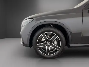 MERCEDES-BENZ GLC 200 4M Edition AMG Line Night 360  19 Pano