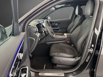MERCEDES-BENZ GLC 200 4M Edition AMG Line Night 360  19 Pano