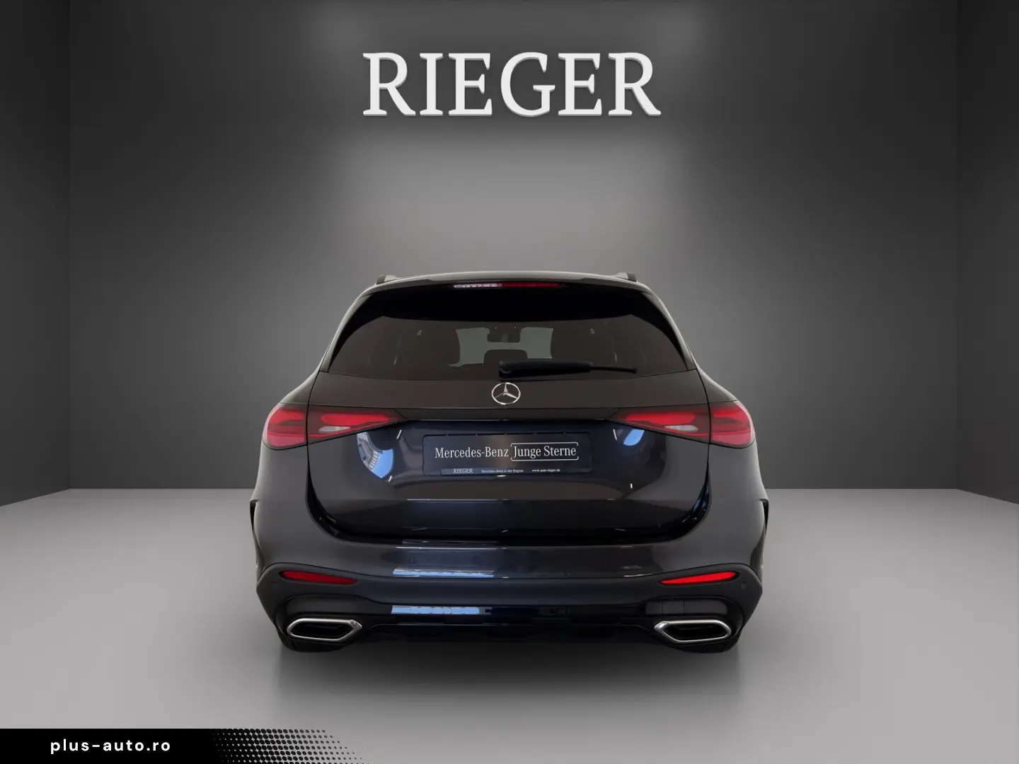 MERCEDES-BENZ GLC 200 4M Edition AMG Line Night 360  19 Pano
