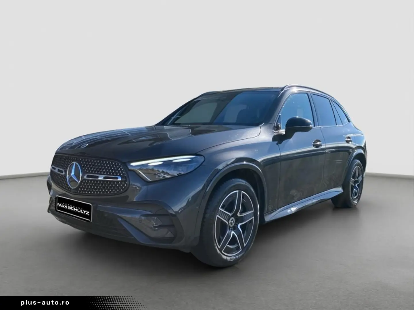 MERCEDES-BENZ GLC 200 4MATIC AMG NIGHT Navi KeyLess PDC RFK