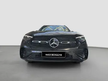 MERCEDES-BENZ GLC 200 4MATIC AMG NIGHT Navi KeyLess PDC RFK