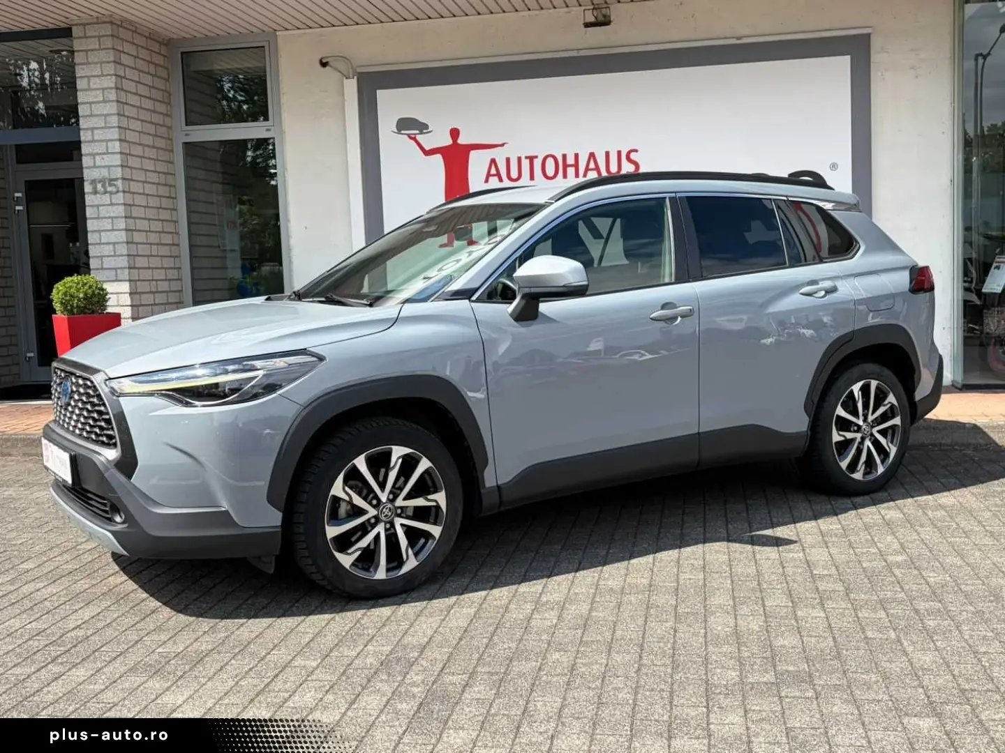 TOYOTA Corolla Cross 2.0 Hybrid Style 4x4