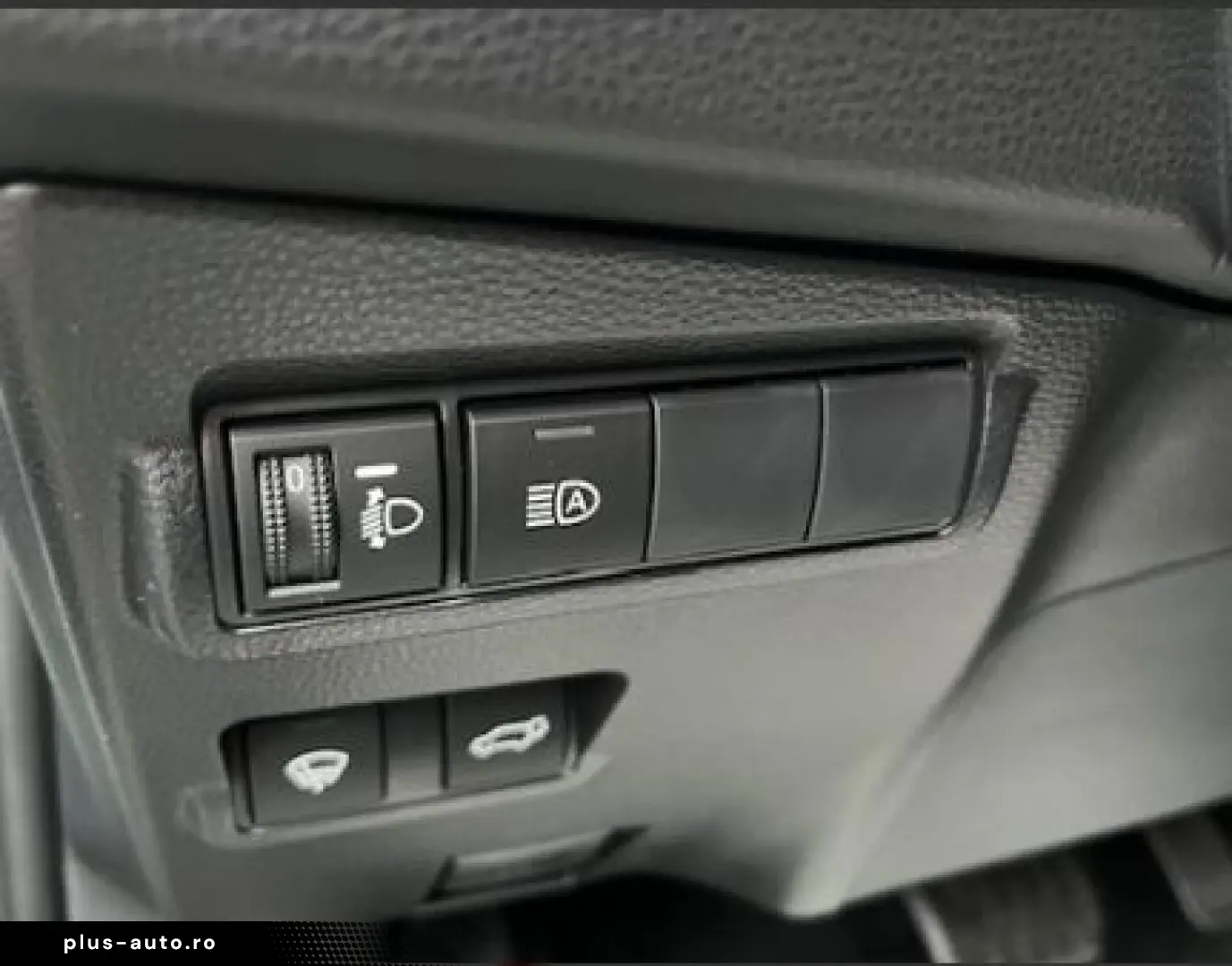 TOYOTA Corolla Cross 2.0 Hybrid Style 4x4