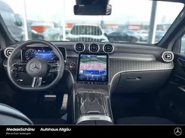 MERCEDES-BENZ GLC 200 4M AMG Night 20'' AH…