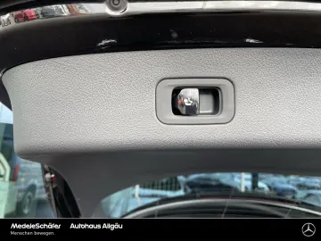 MERCEDES-BENZ GLC 200 4M AMG Night 20'' AH…