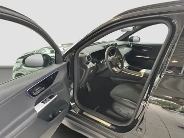 MERCEDES-BENZ GLC 200 4M AMG NIGHT KAMERA TWA LENKRADHZG