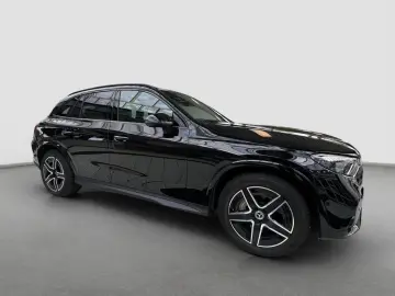 MERCEDES-BENZ GLC 200 4M AMG NIGHT KAMERA TWA LENKRADHZG