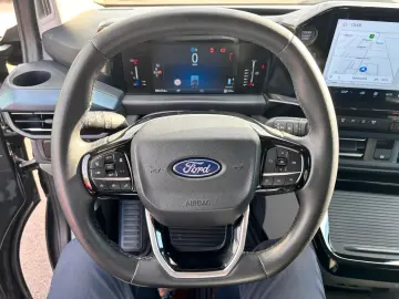 FORD Tourneo Custom Bus 320 L2 Tourneo Active 8PERS