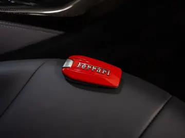 FERRARI 812 Superfast FERRARI SINGEN