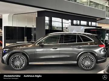 MERCEDES-BENZ GLC 220 d 4M AMG DiLED Distro AHK Memo…
