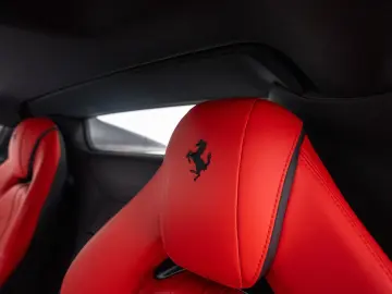 FERRARI 812 GTS