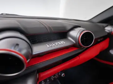 FERRARI 812 GTS