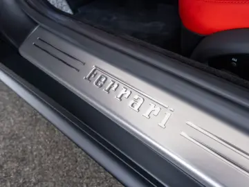 FERRARI 812 GTS