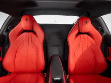 FERRARI 812 GTS