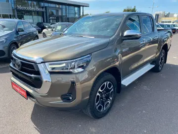 TOYOTA Hilux Executive AHK STH CAM