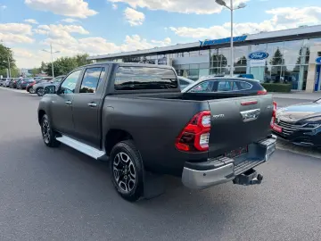 TOYOTA Hilux Executive AHK STH CAM