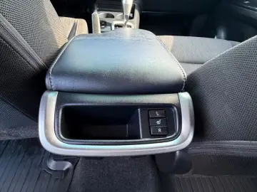 TOYOTA Hilux Executive AHK STH CAM