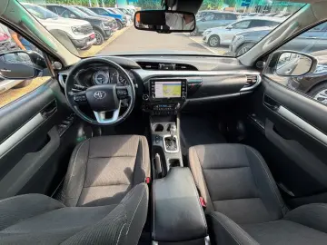 TOYOTA Hilux Executive AHK STH CAM