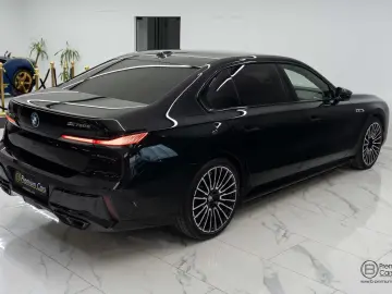 BMW 760 e M xDrive Individual! FULL OPTIONS! Black p