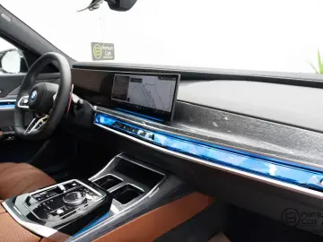 BMW 760 e M xDrive Individual! FULL OPTIONS! Black p