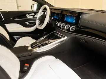 MERCEDES-BENZ Mercedes-AMG GT 63 S