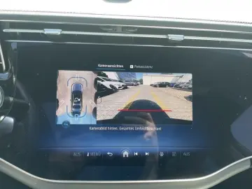 MERCEDES-BENZ E 300 e 4M AMG-PREMIUM-PLUS NIGHT SUPERSCREEN